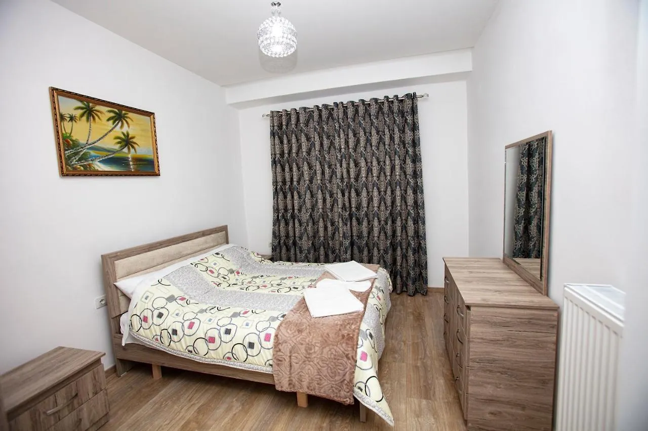 Korca Apartments  科尔察