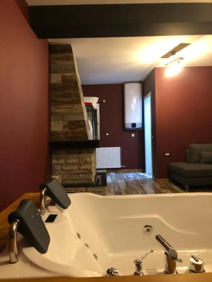 Korca Apartments 阿尔巴尼亚